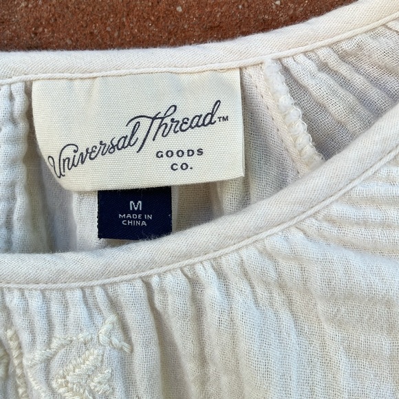 Women's Cream Blouse - Picture 2 of 6